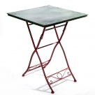 Folding table