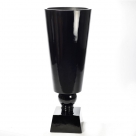 Vase modern on foot