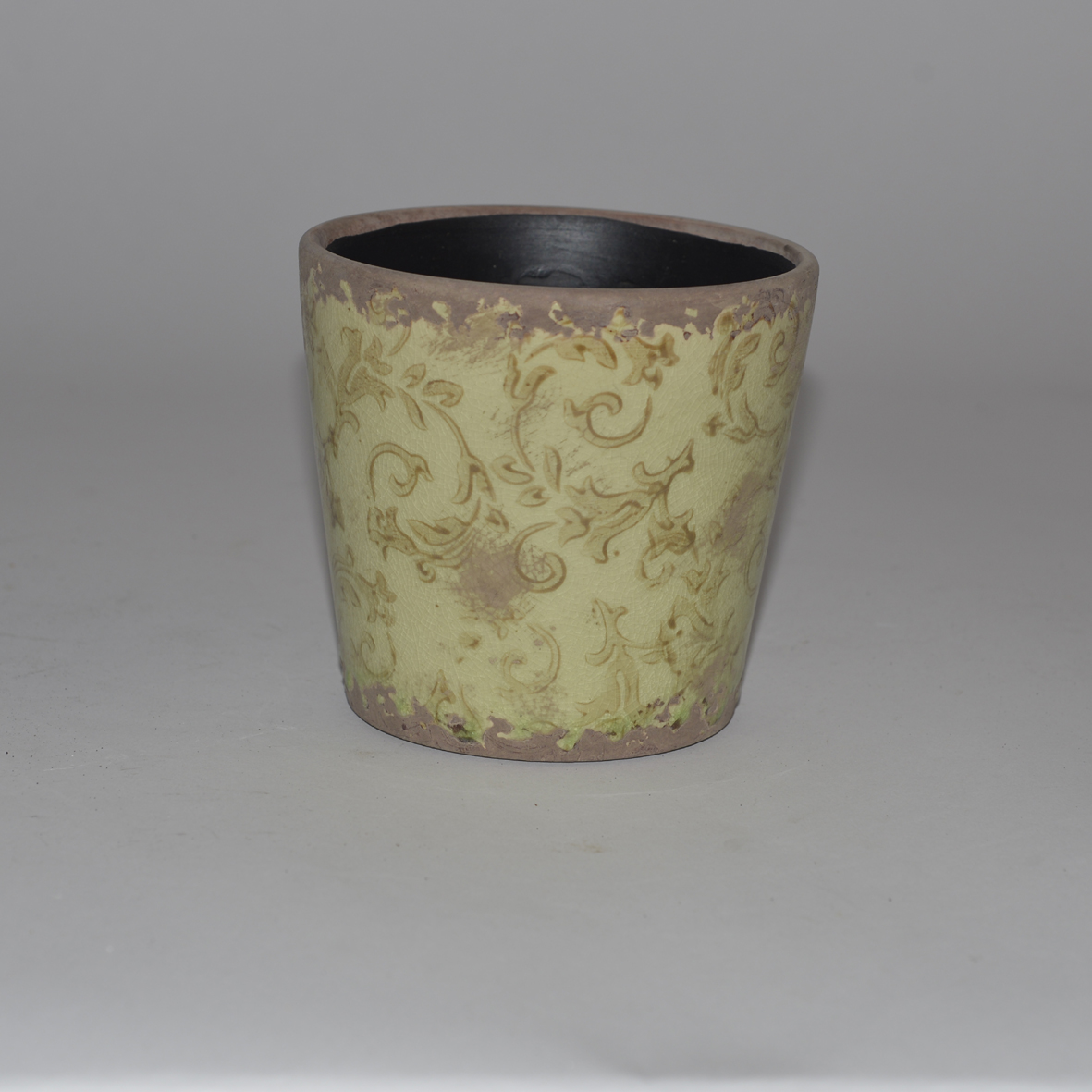 Ceramic pot