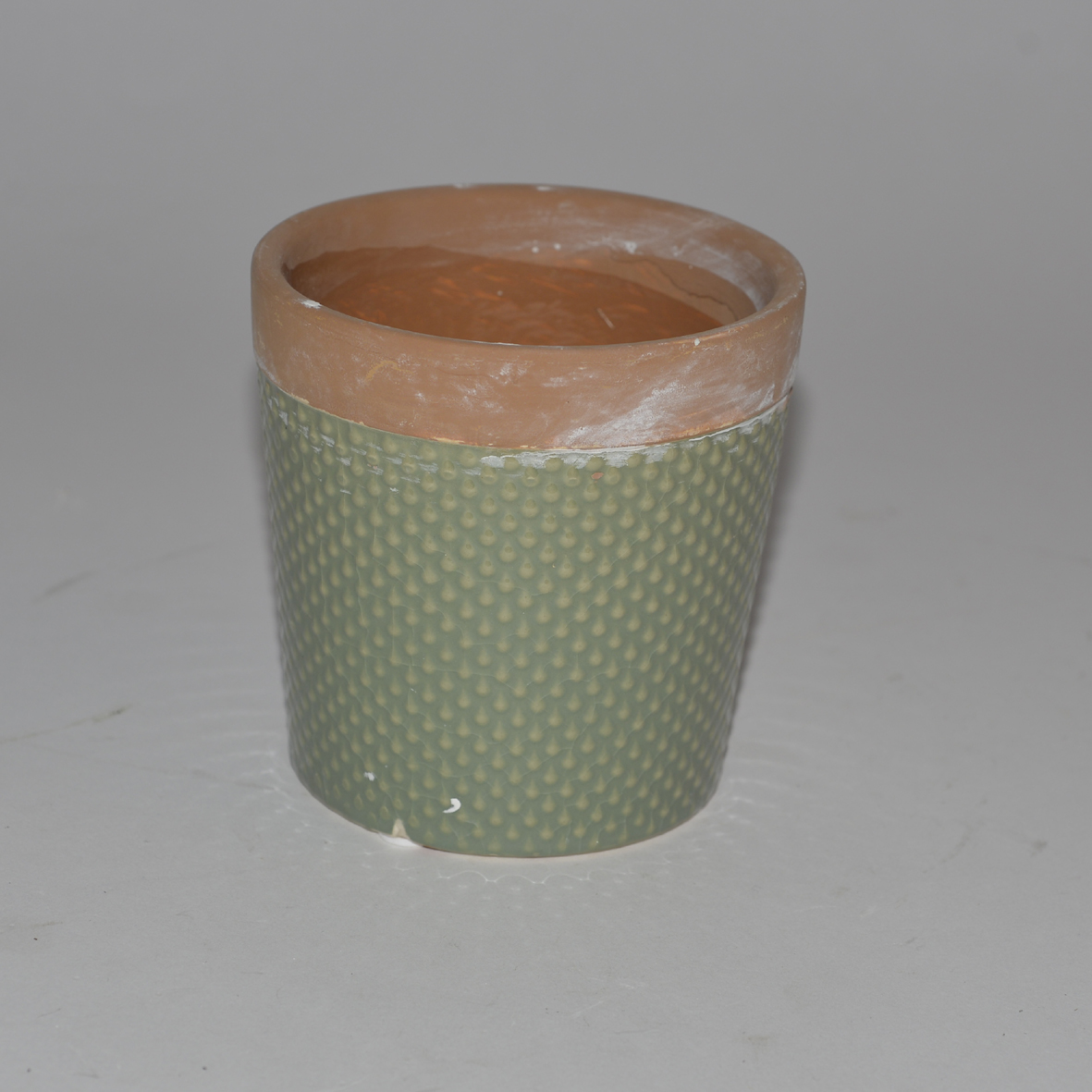 Ceramic pot