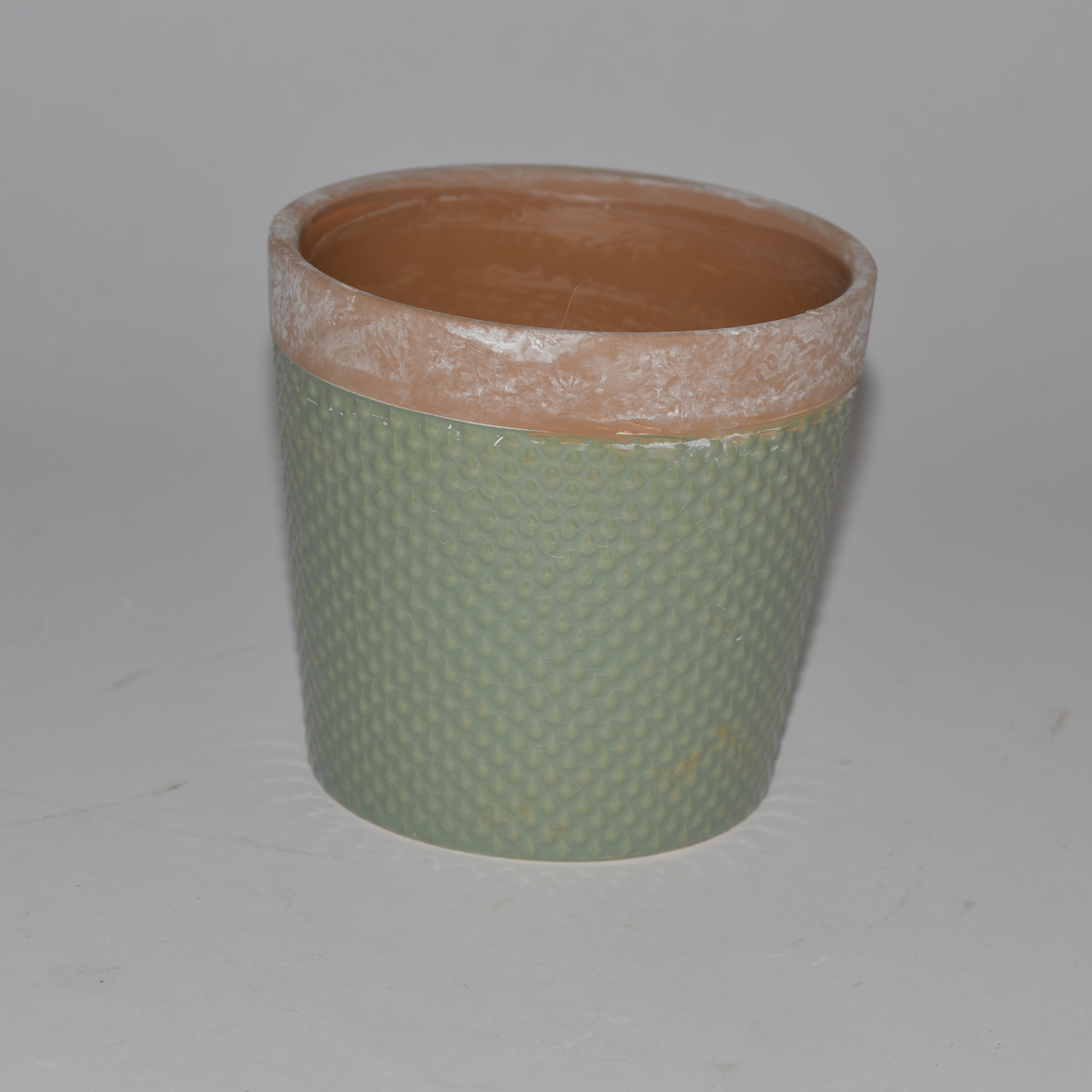 Ceramic pot