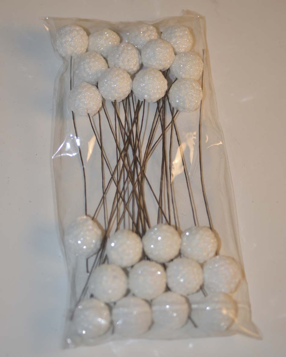 Balls w.glitter pick