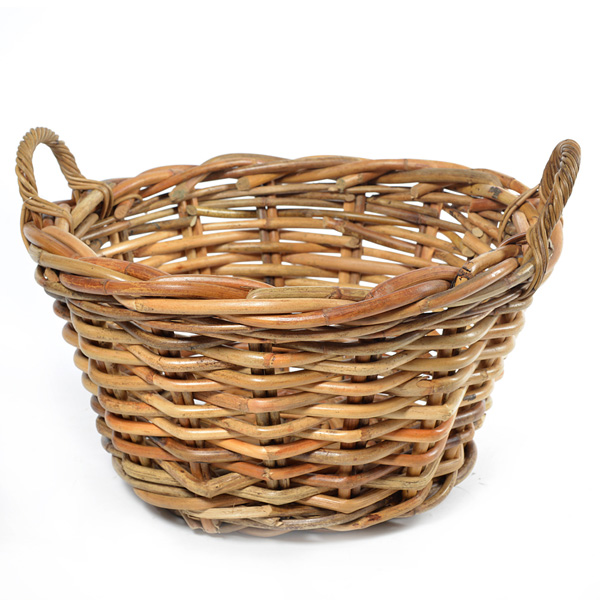 Basket w.handle