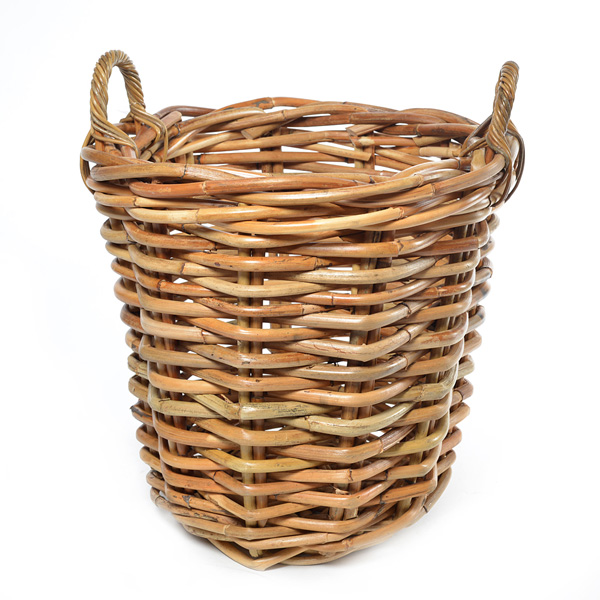 Basket w. handle