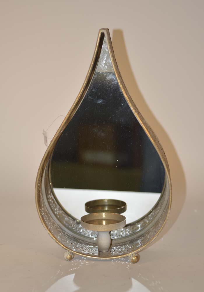 Teardrop omar stand