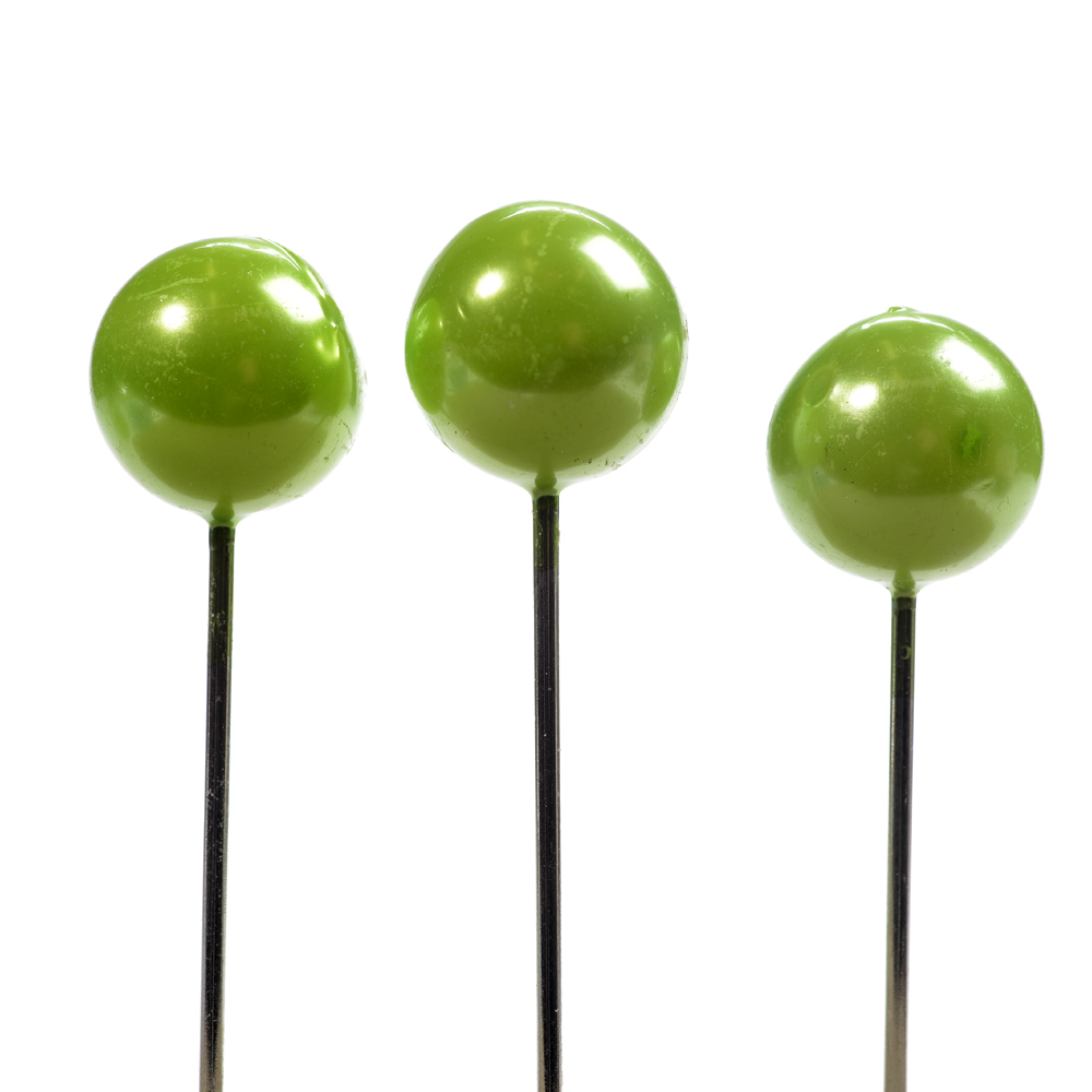 Corsage pins